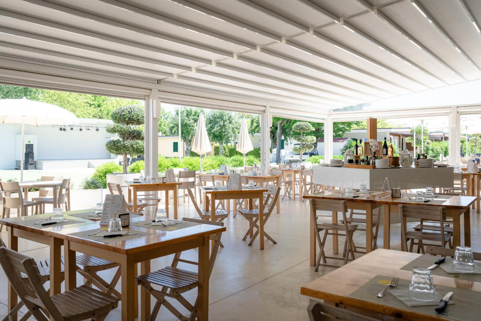 Club Del Sole Stork Family Collection Ξενοδοχείο Giulianova Εξωτερικό φωτογραφία