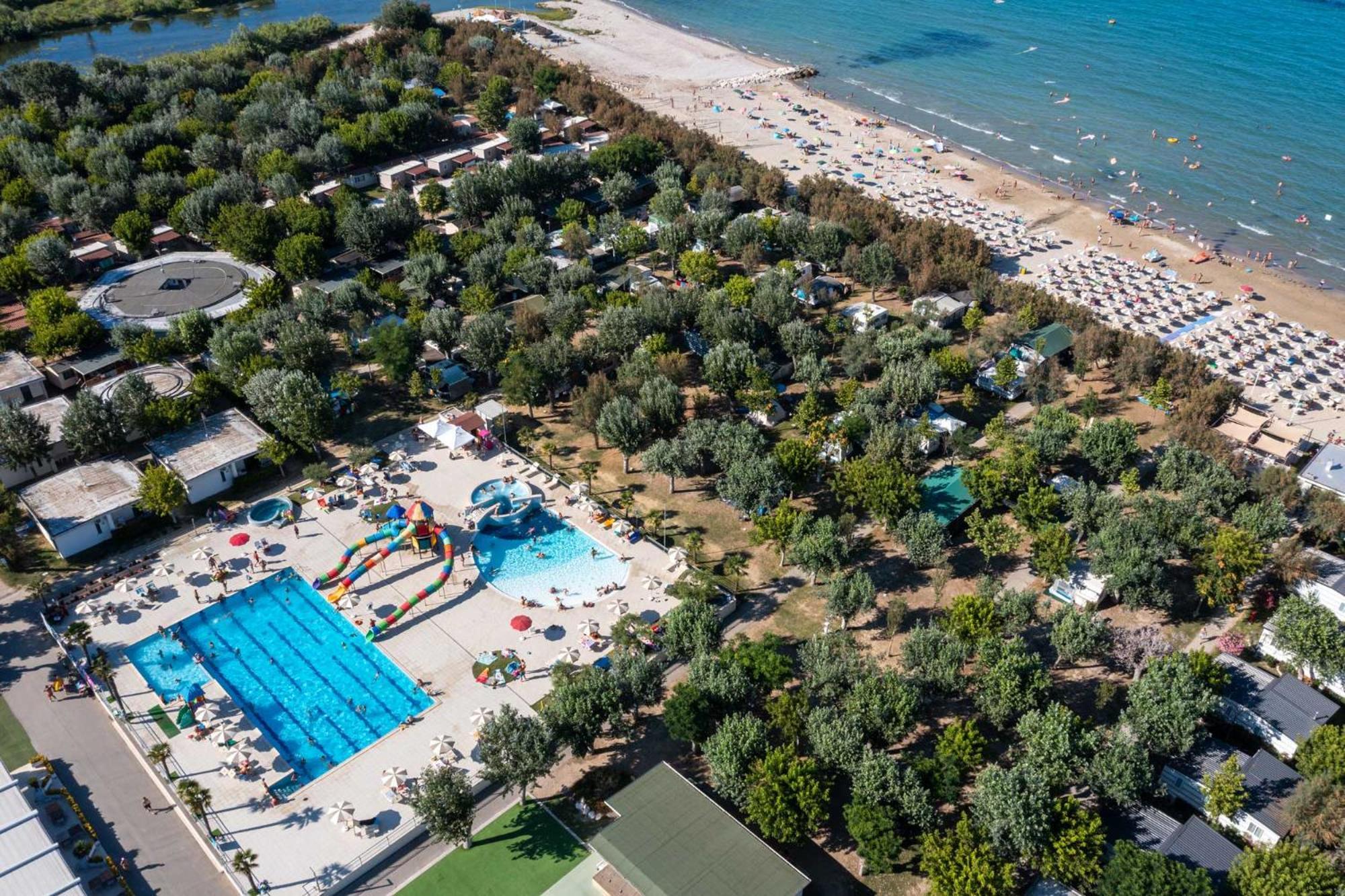 Club Del Sole Stork Family Collection Ξενοδοχείο Giulianova Εξωτερικό φωτογραφία